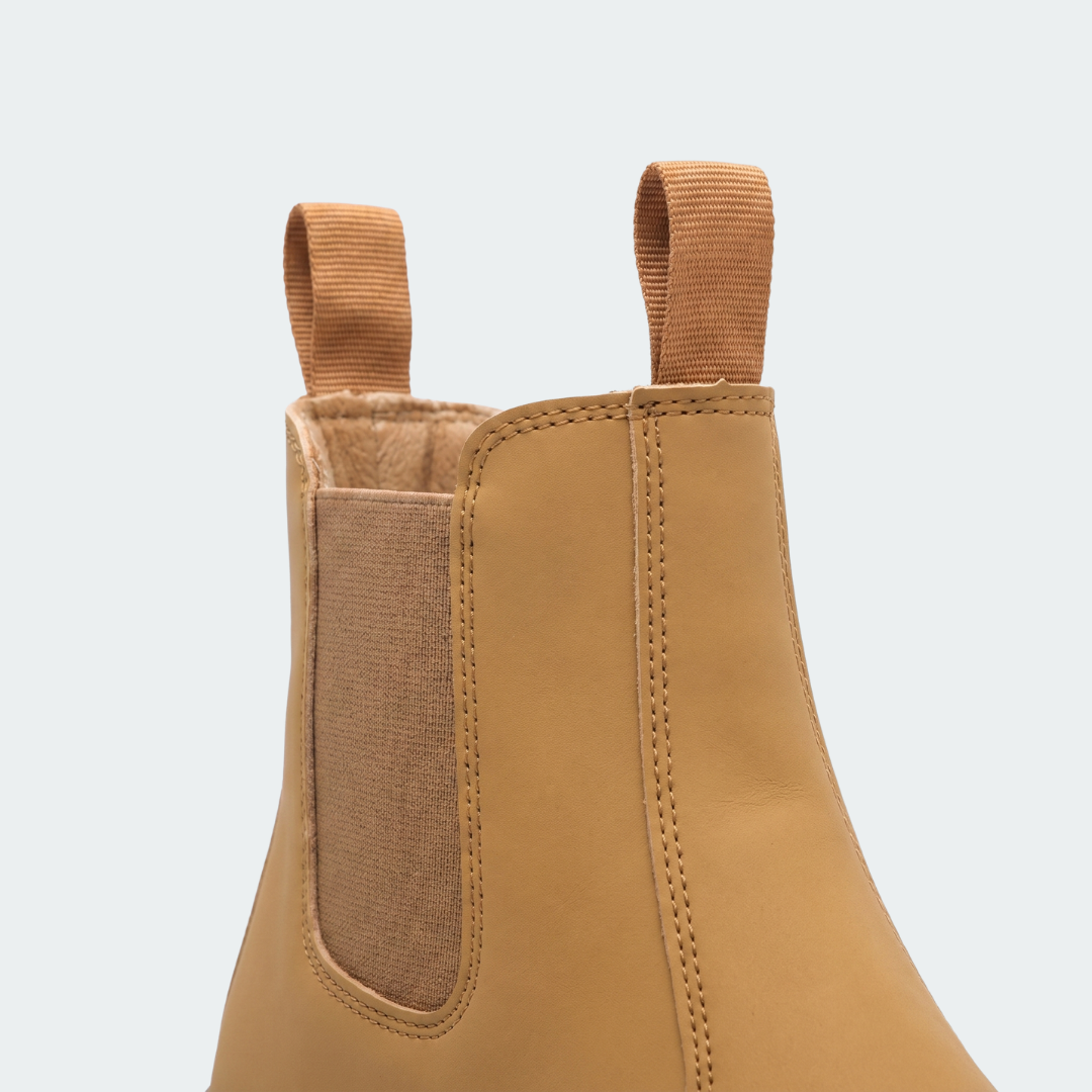 Pull-on Chelsea silhouette with reinforced tabs