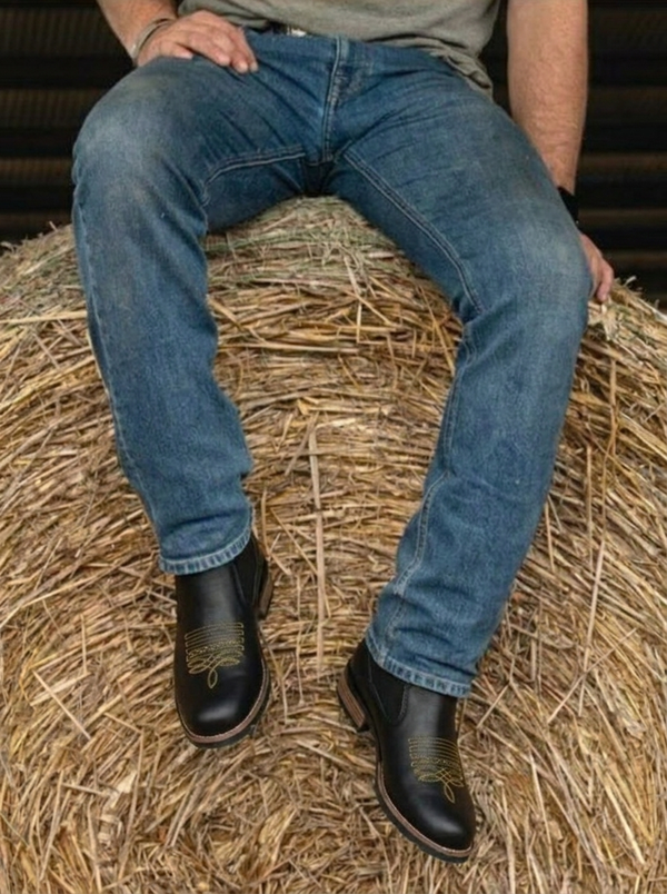 Lucas Garrett