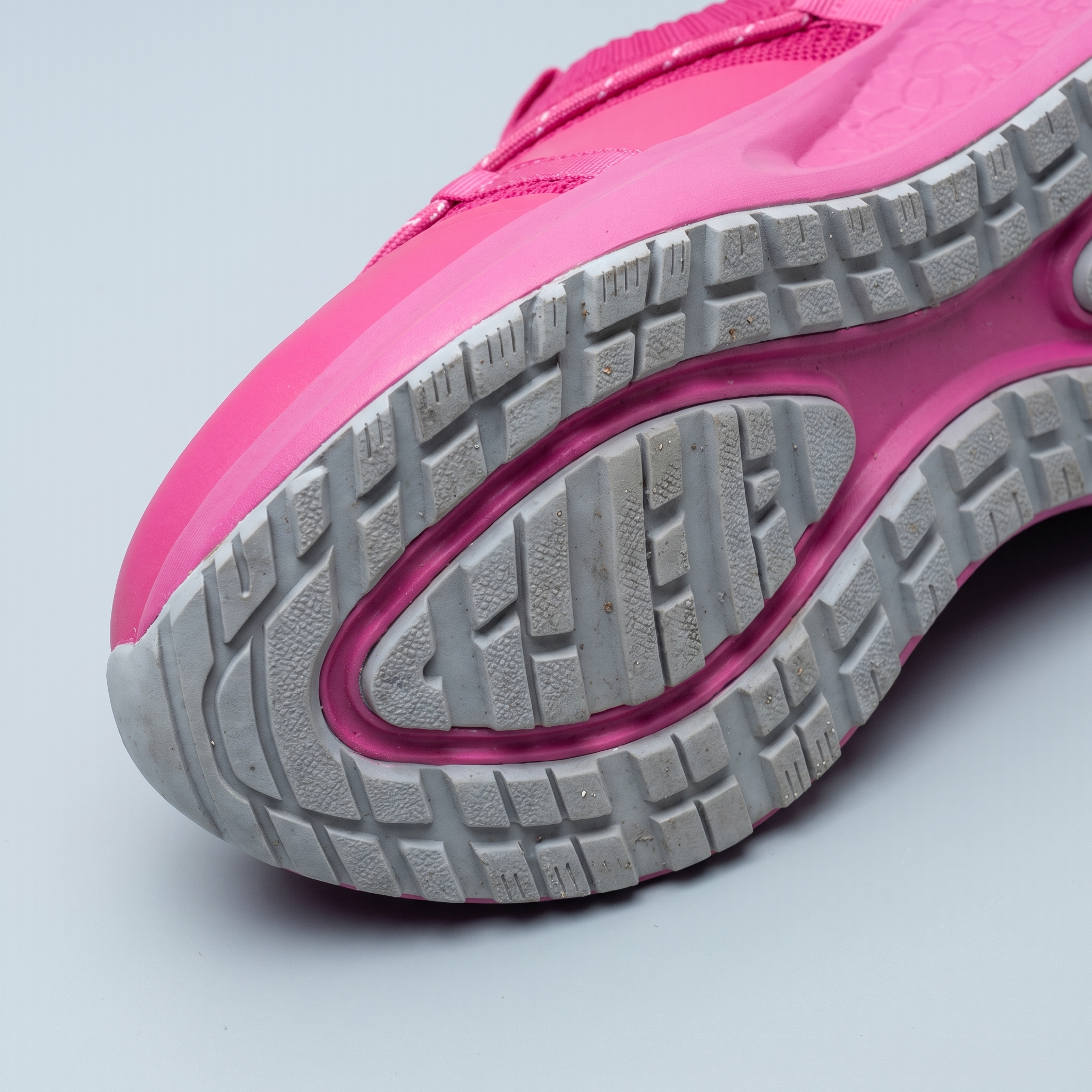 Deep-lug slip-resistant outsole