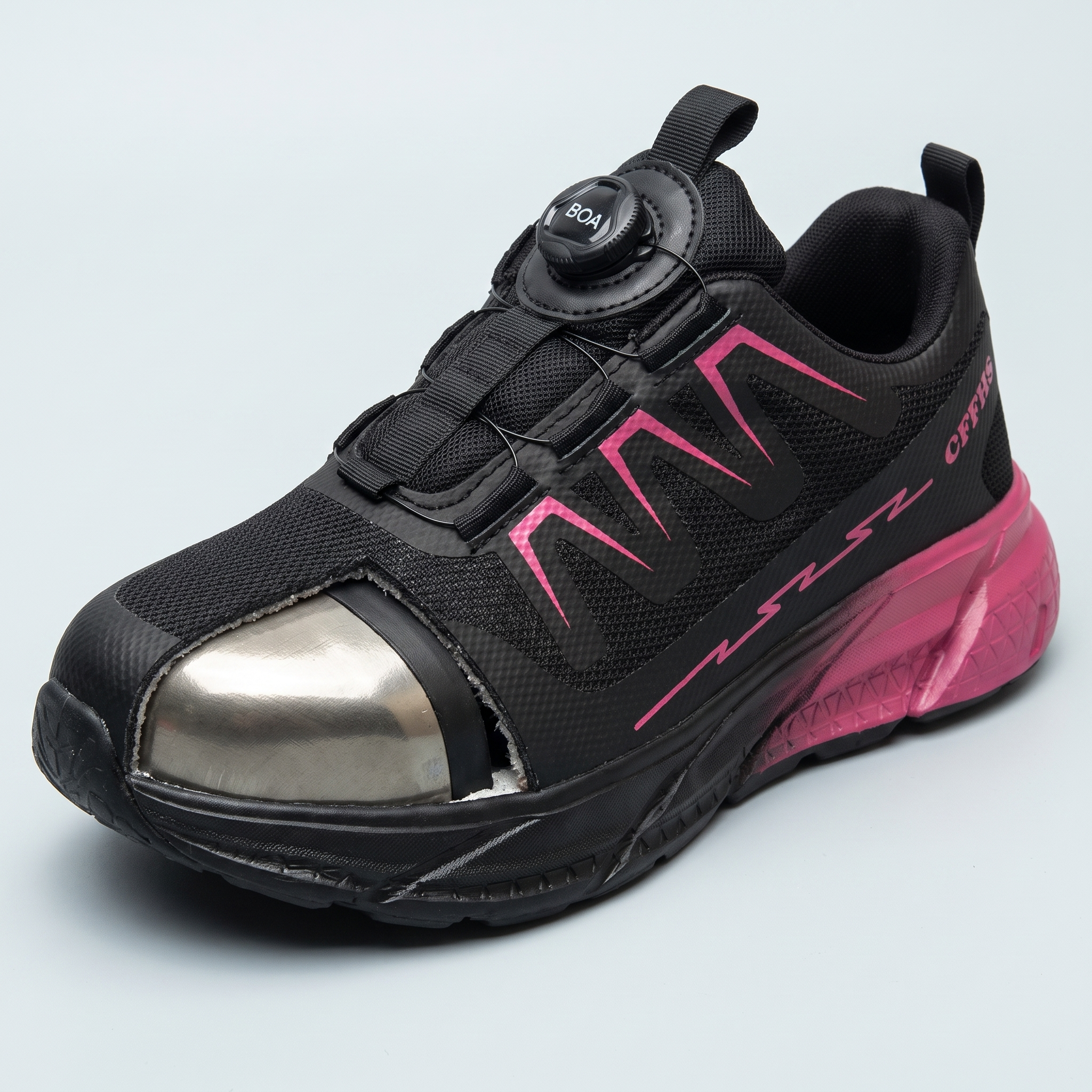 Reinforced steel toe close-up